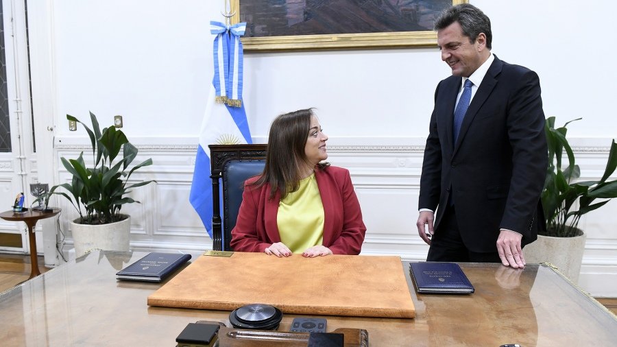 Cecilia Moreau asumió como la primera presidenta mujer de la Cámara de Diputados