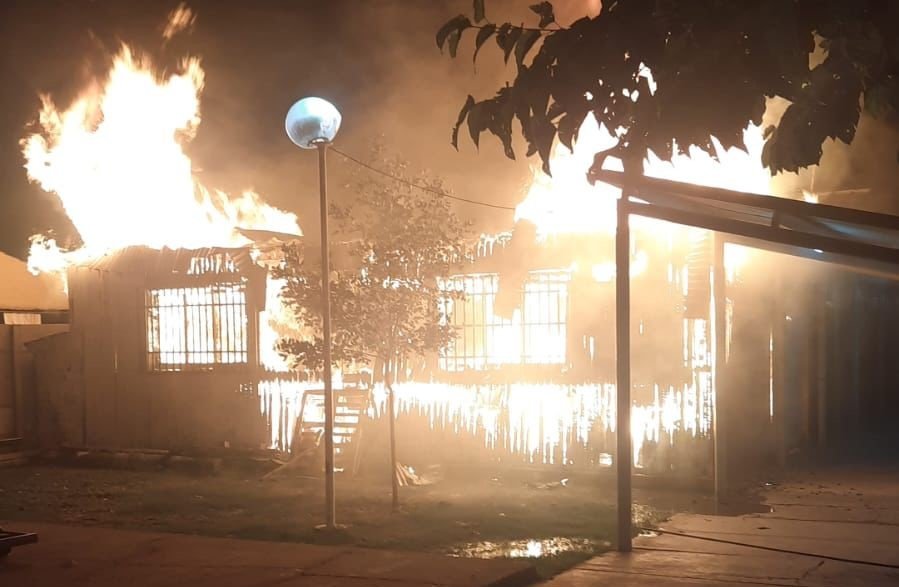 Incendio en la Esc. Técnica Nicolás Avellaneda de Palmira