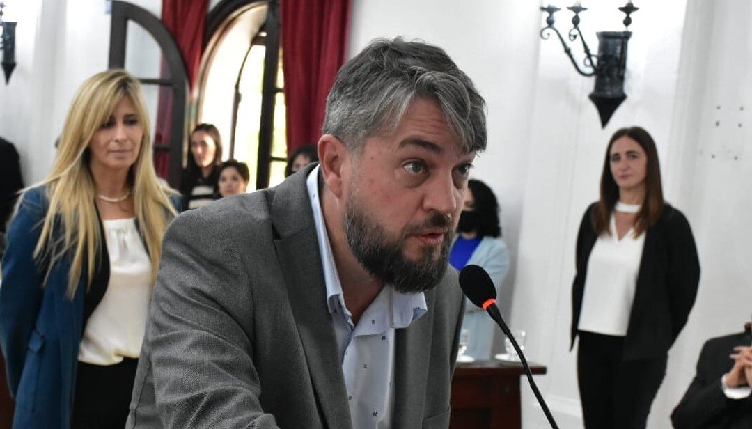 El Concejal del PJ Alejandro Ravazzani no acompañará a Jorge O. Giménez