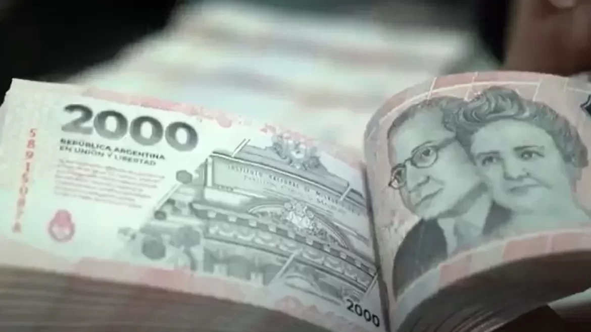 El BCRA pone en circulación el billete conmemorativo de 2000 pesos de curso legal
