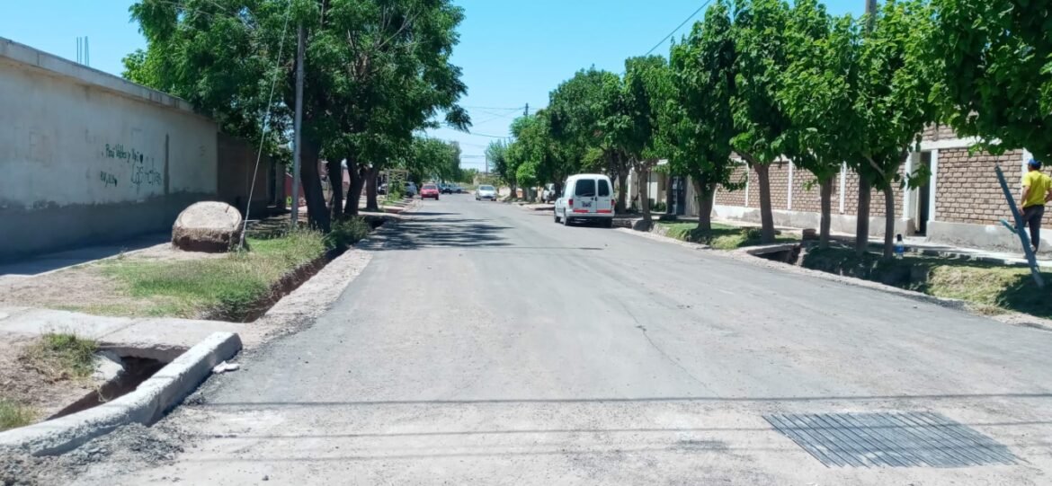La comuna terminó el asfaltado de 23 cuadras en Palmira