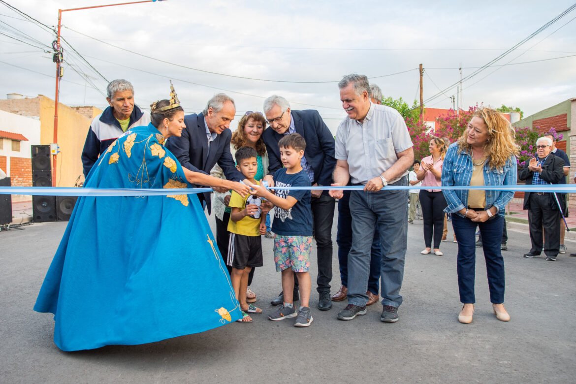 Se inauguraron 23 nuevas cuadras de asfalto en la ciudad de Palmira