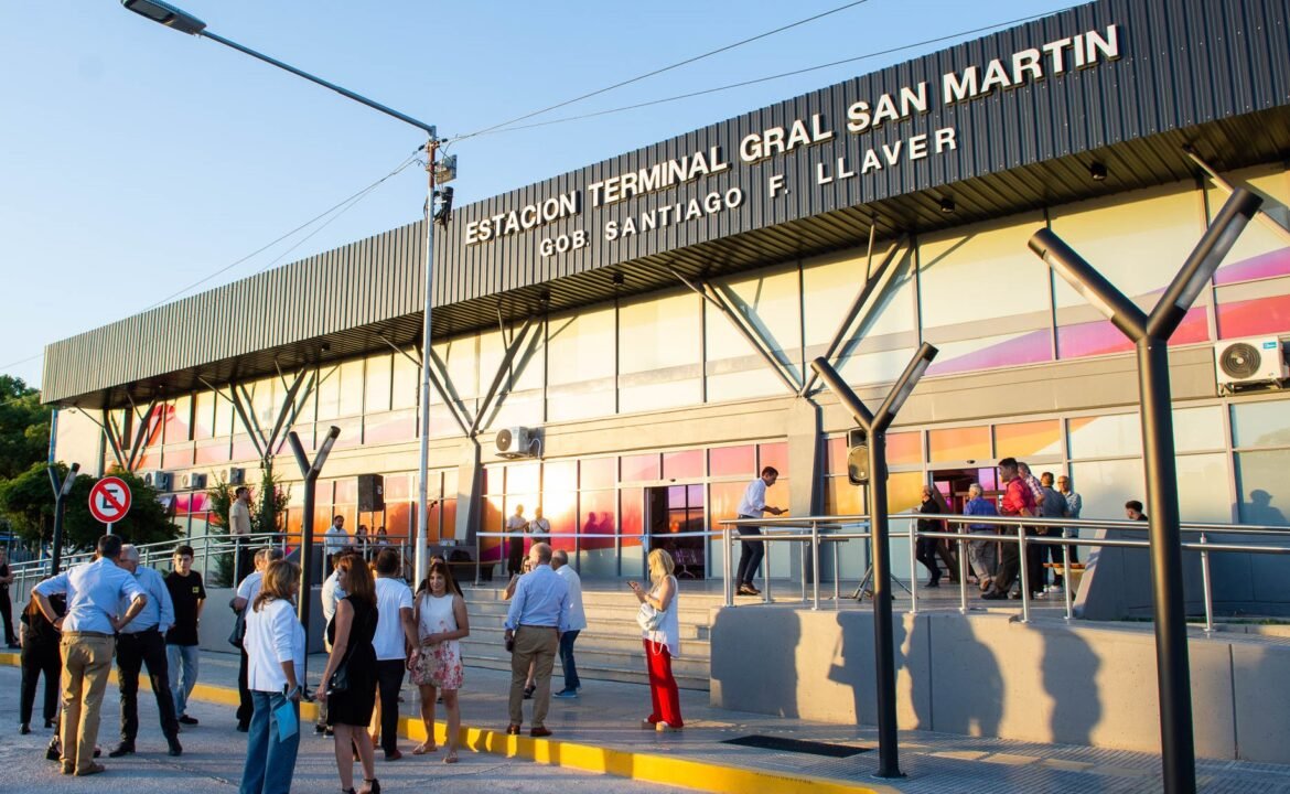 La comuna inauguró la nueva terminal de ómnibus