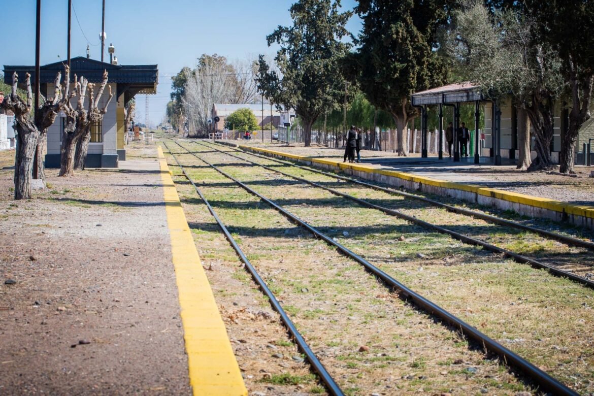El Tren de Cercanía del Este Mendocino
