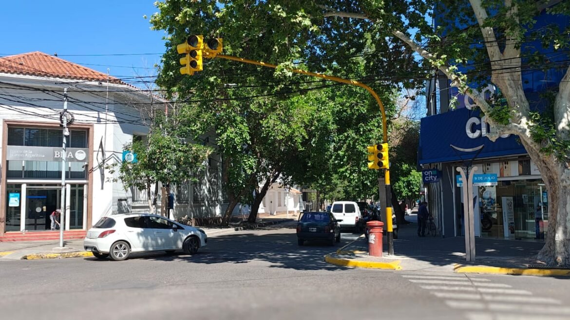 Nuevos semáforos en la ciudad de San Martín