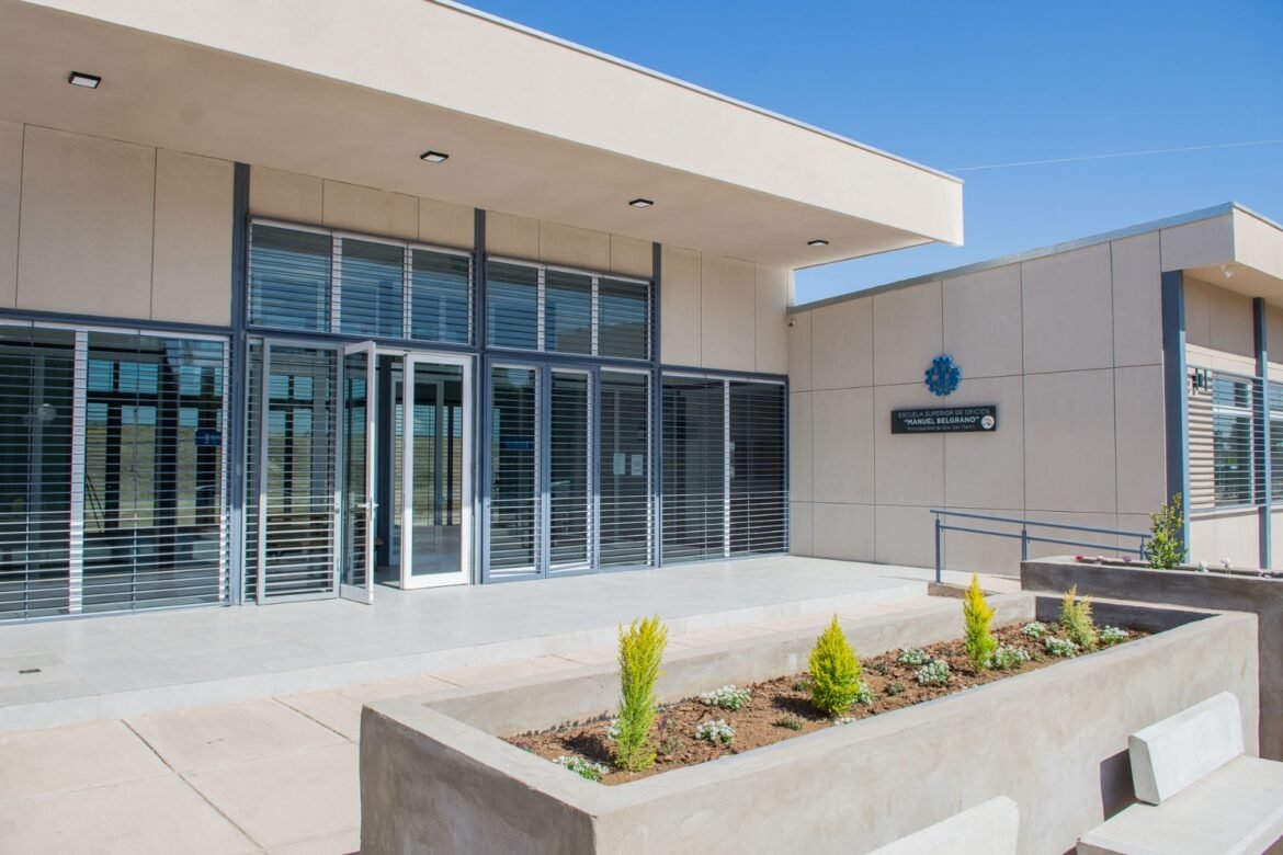 Jornada abierta de la escuela de oficios Manuel Belgrano