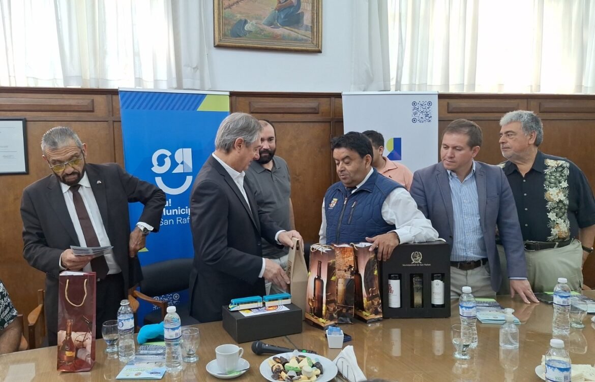 El municipio de San Rafael firmó un convenio de cooperación con la comuna chilena de Constitución