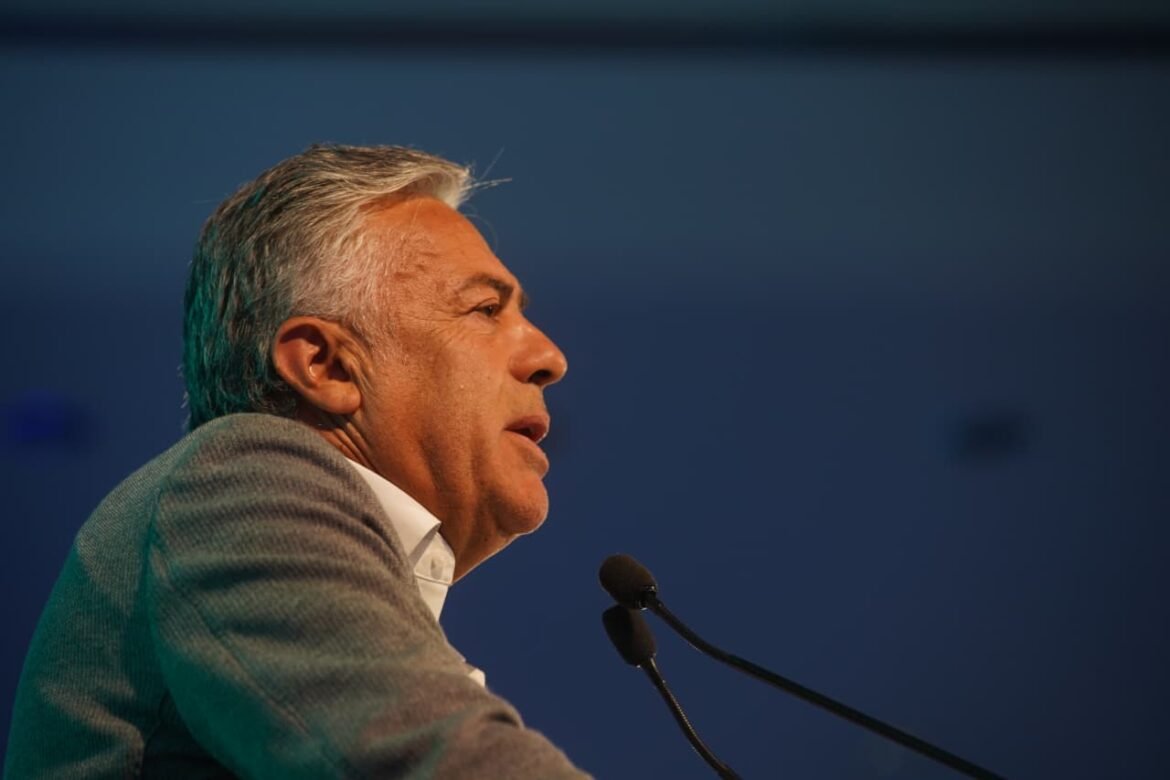 Cornejo propuso un financiamiento educativo estratégico y previsible en el Consejo de Mayo, para garantizar inversión sostenida y equitativa en educación