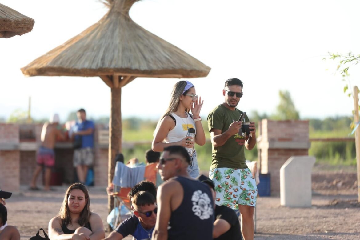 Miles de personas disfrutaron la inauguración de la Costanera de Cañada Seca