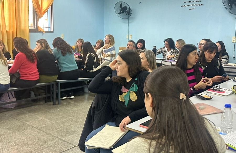 Nuevo reglamento para suplencias en Educación de Jóvenes y Adultos