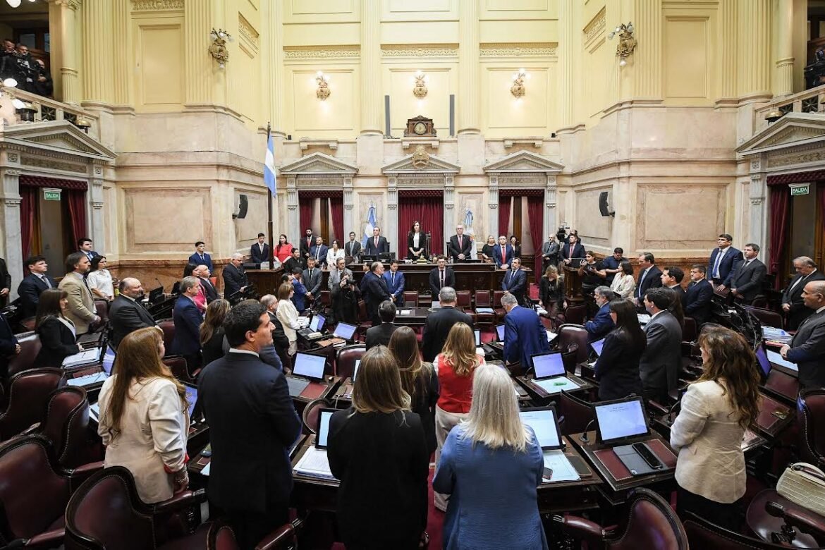 El senado convirtió en Ley la Modernización Laboral y el Régimen Penal Juvenil