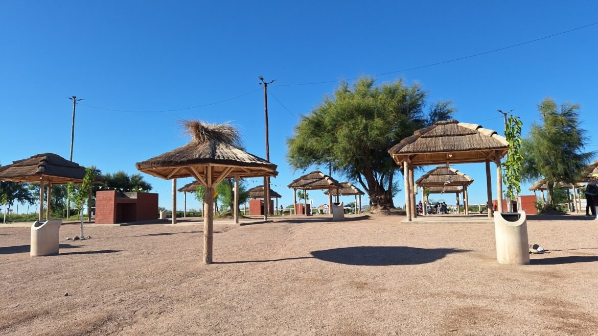 La costanera de Monte Comán se viste de gala para celebrar su aniversario con una gran fiesta de carnaval