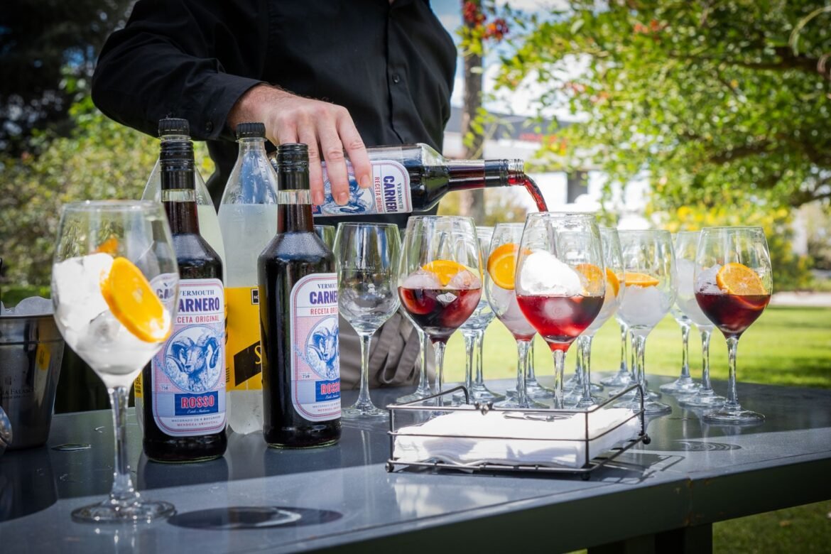 En la previa de su día mundial, San martín inauguró la ruta del Vermouth