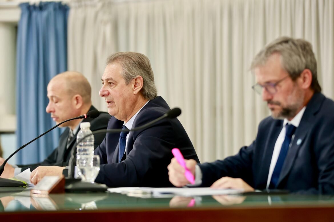 Omar Félix abrió las sesiones del concejo y ratificó que “San Rafael no se detiene”