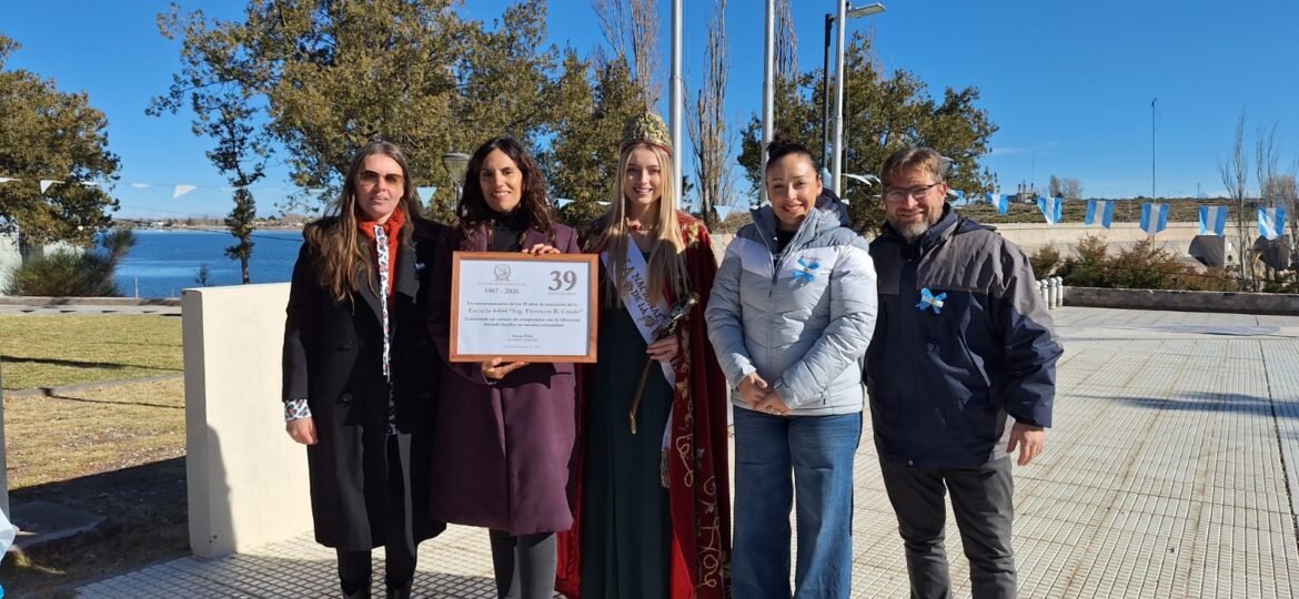 La comunidad de Nihuil celebró su 53º aniversario con la visita de la Reina Nacional de la Vednimia, Azul Antolinez