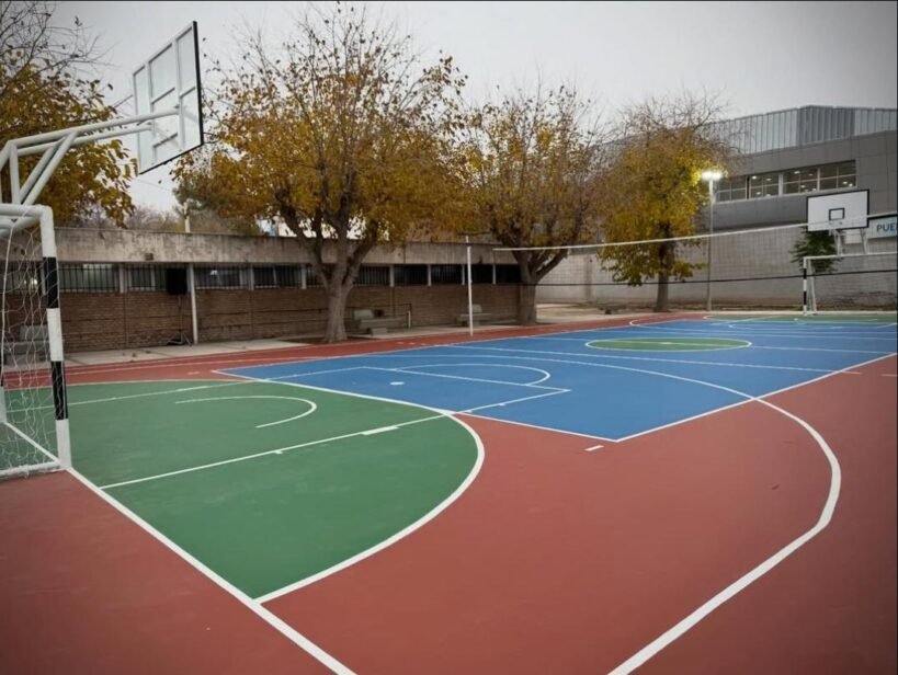 Nuevo playón deportivo en la Escuela Martín Fierro